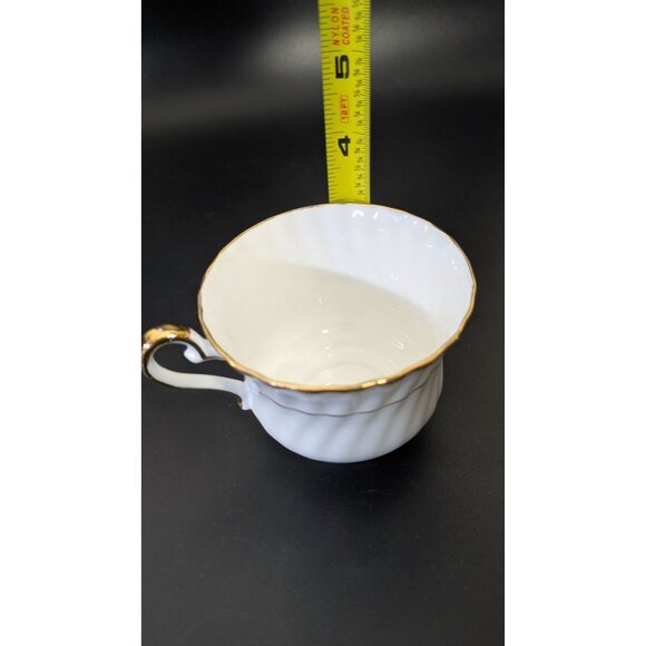 Sutherland Bone China Tea Cup Gold Trim Red Blue Floral Vintage England - Picture 2 of 14